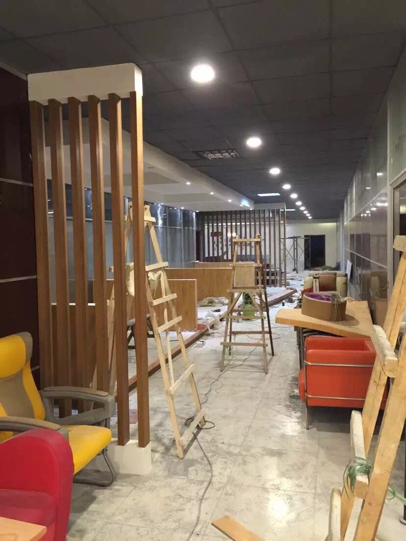 一偉網(wǎng)咖-騰方PVC石塑片材地板 一偉網(wǎng)咖-騰方PVC石塑片材地板