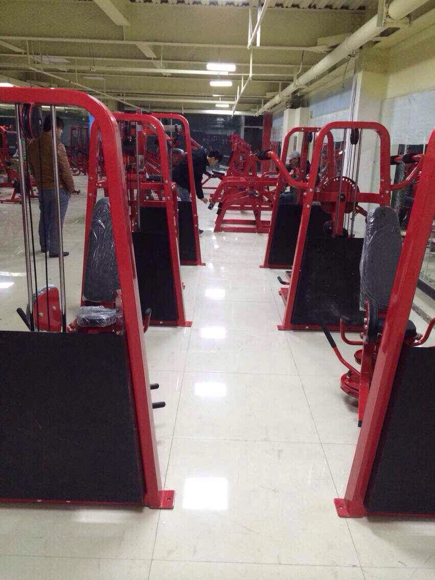 智造空間國際健身會所-騰方運動地膠鋪裝前 智造空間國際健身會所-騰方運動地膠鋪裝前