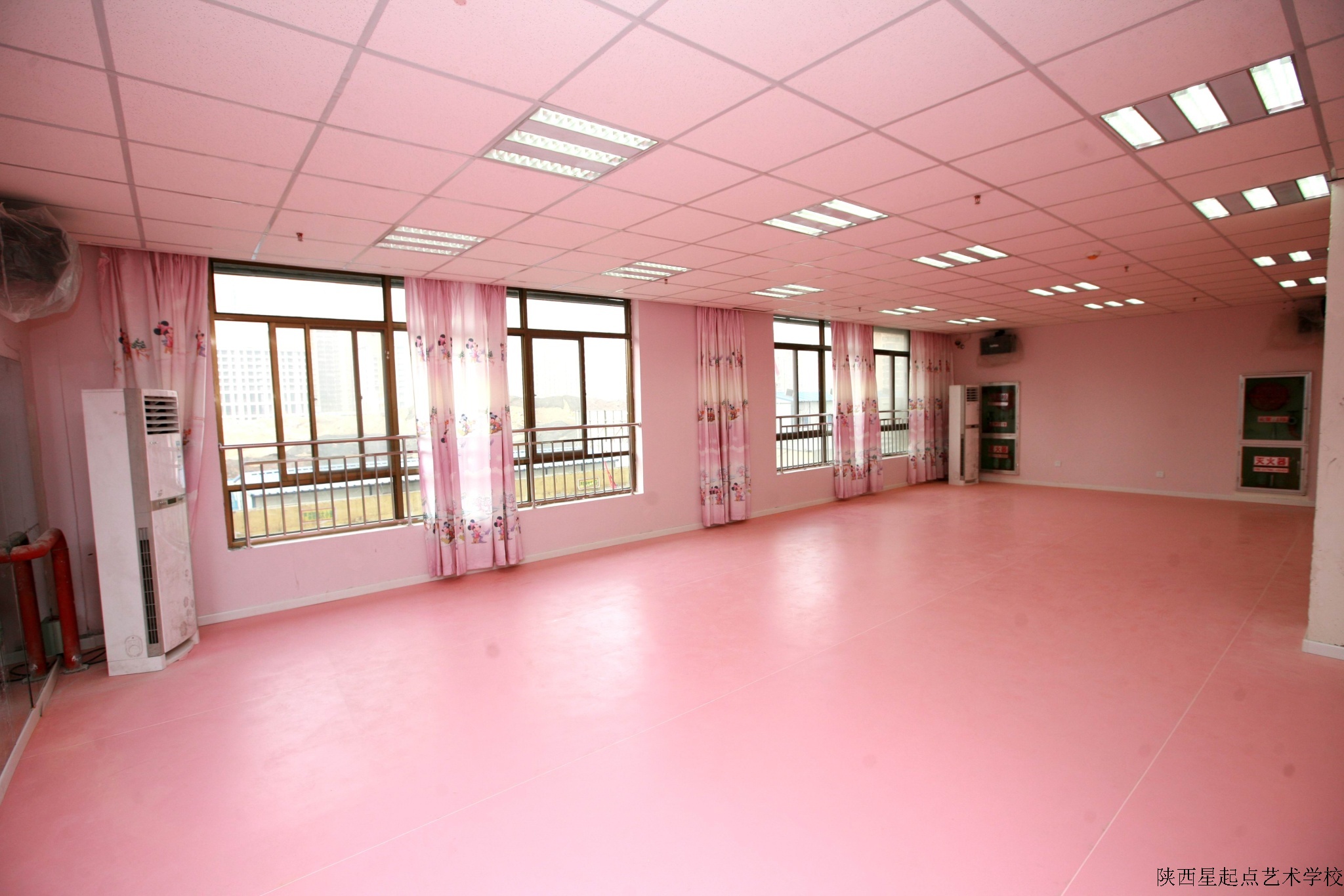 舞蹈地膠 舞蹈地膠