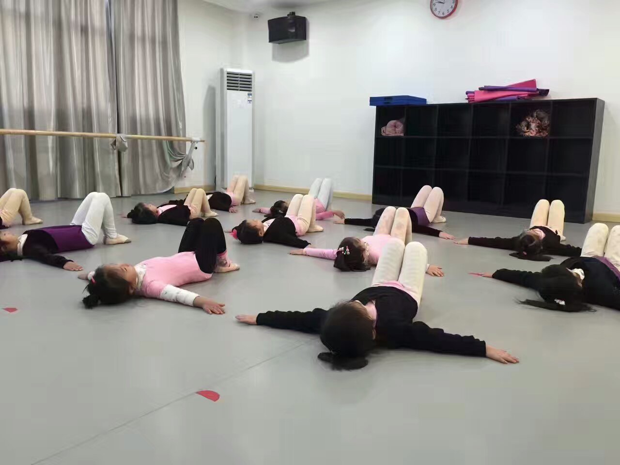 舞蹈地膠 舞蹈地膠