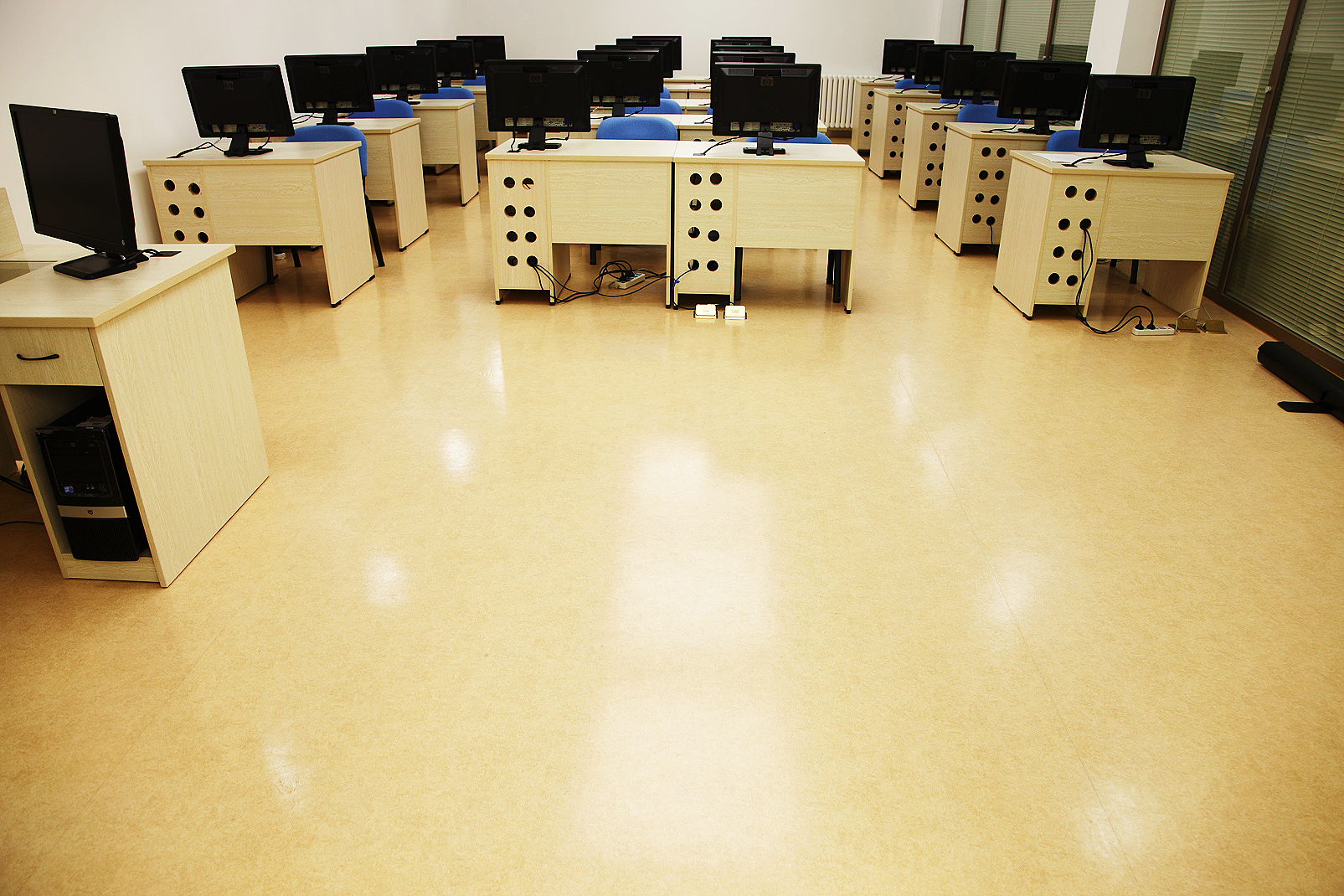 PVC塑膠地板 PVC塑膠地板