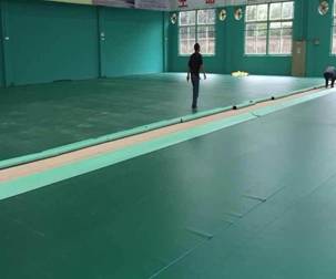 騰方羽毛球地膠恭賀昆山青葉羽庫(kù)開(kāi)業(yè)