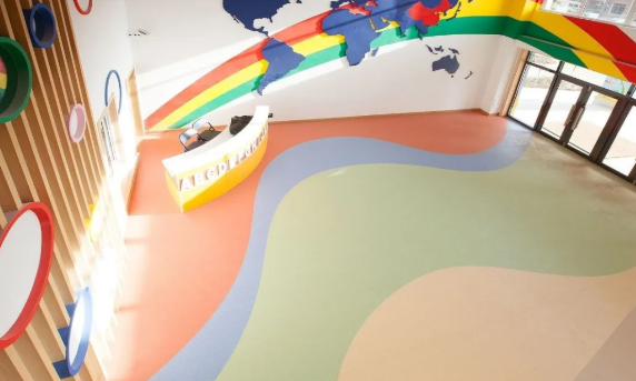 PVC塑膠地板，讓你的工程裝修沒(méi)有后顧之憂！