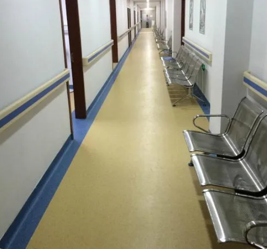 為什么越來越多的工程選擇使用PVC地板？