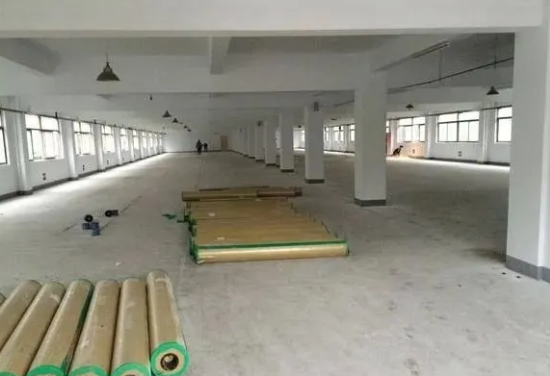 冬季塑膠地板施工應(yīng)該注意哪些事項?