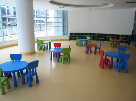 PVC塑膠地?zé)岬匕? /></a></dt>
                                <dd>
                                    <h5>
                                        <a href=