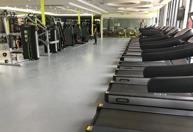 健身房地材應(yīng)該如何選擇？