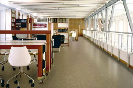 PVC地板為何在國(guó)外比國(guó)內(nèi)普及？