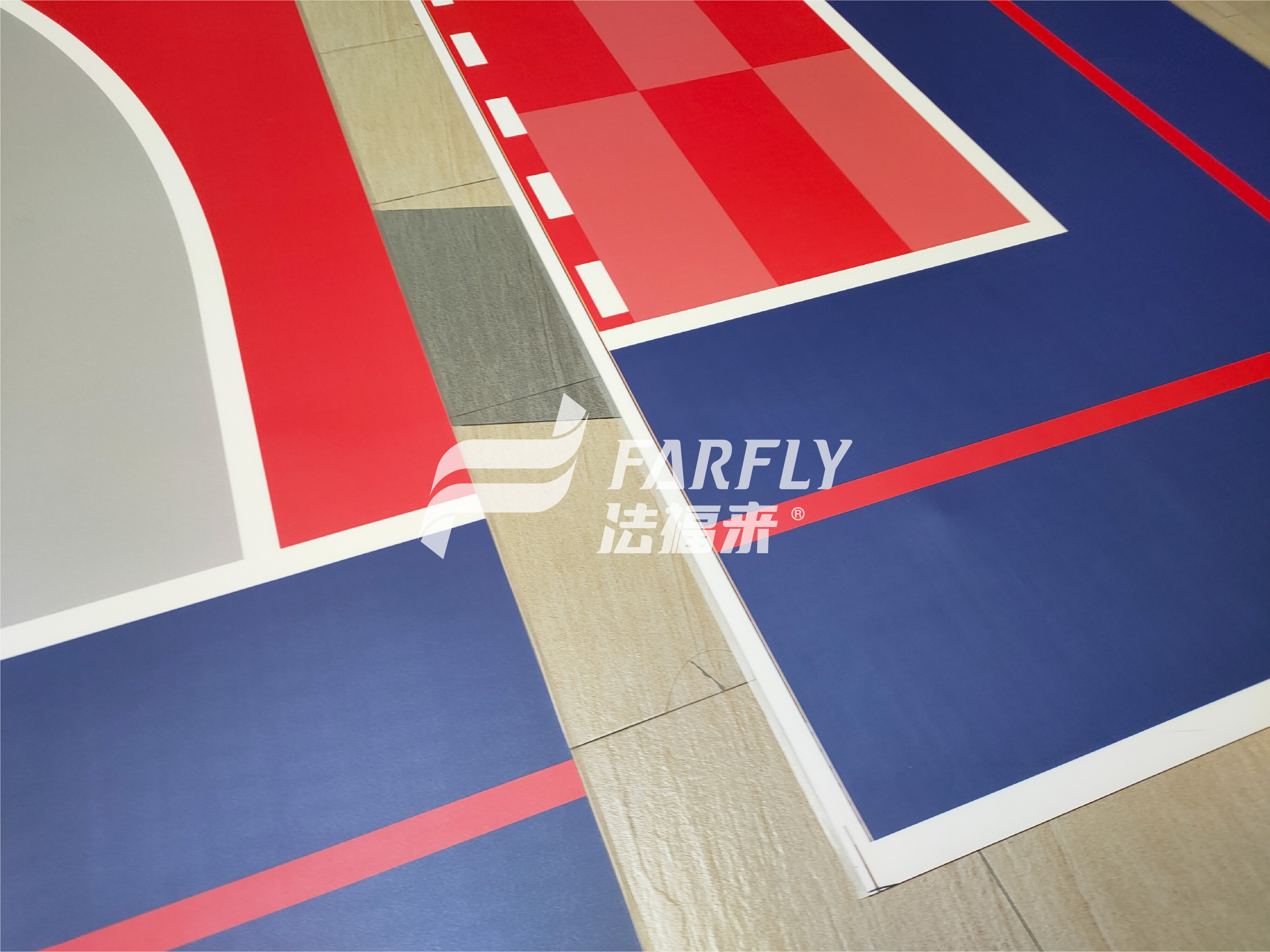 PVC地板上墻的幾點(diǎn)注意事項，建議收藏【騰方PVC地板】