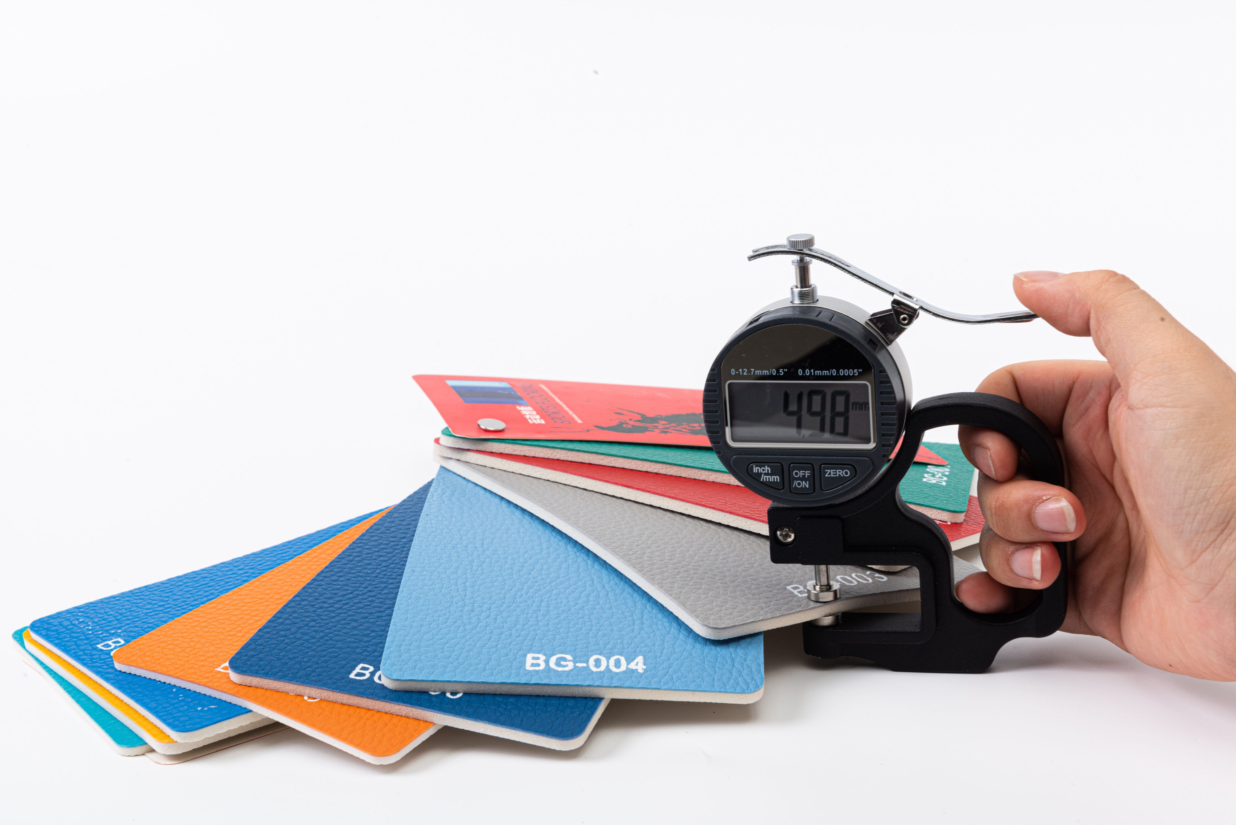 PVC運(yùn)動地板越厚越好？【騰方PVC地板】