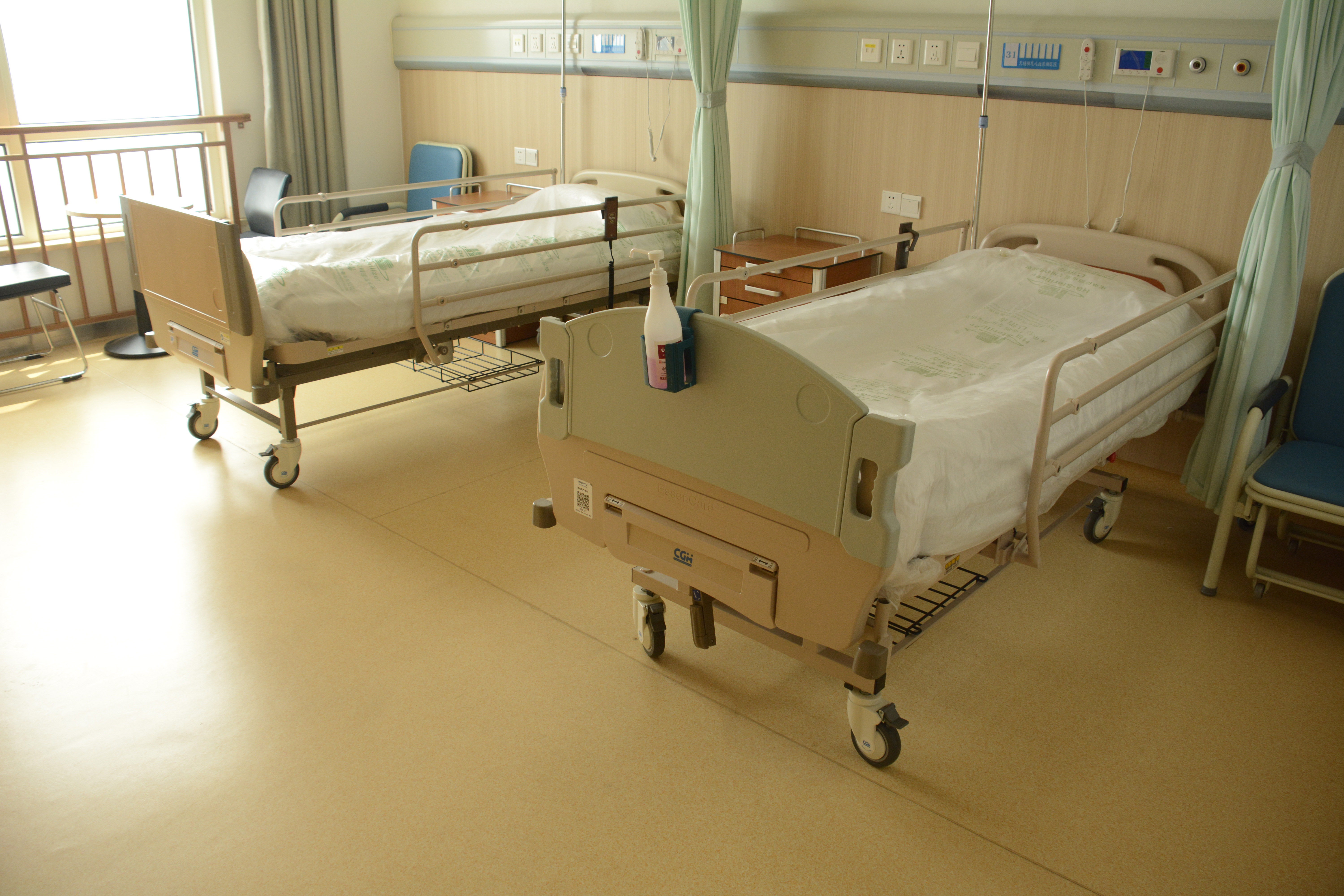 醫(yī)院PVC思考地板價格怎么樣【騰方PVC地板】