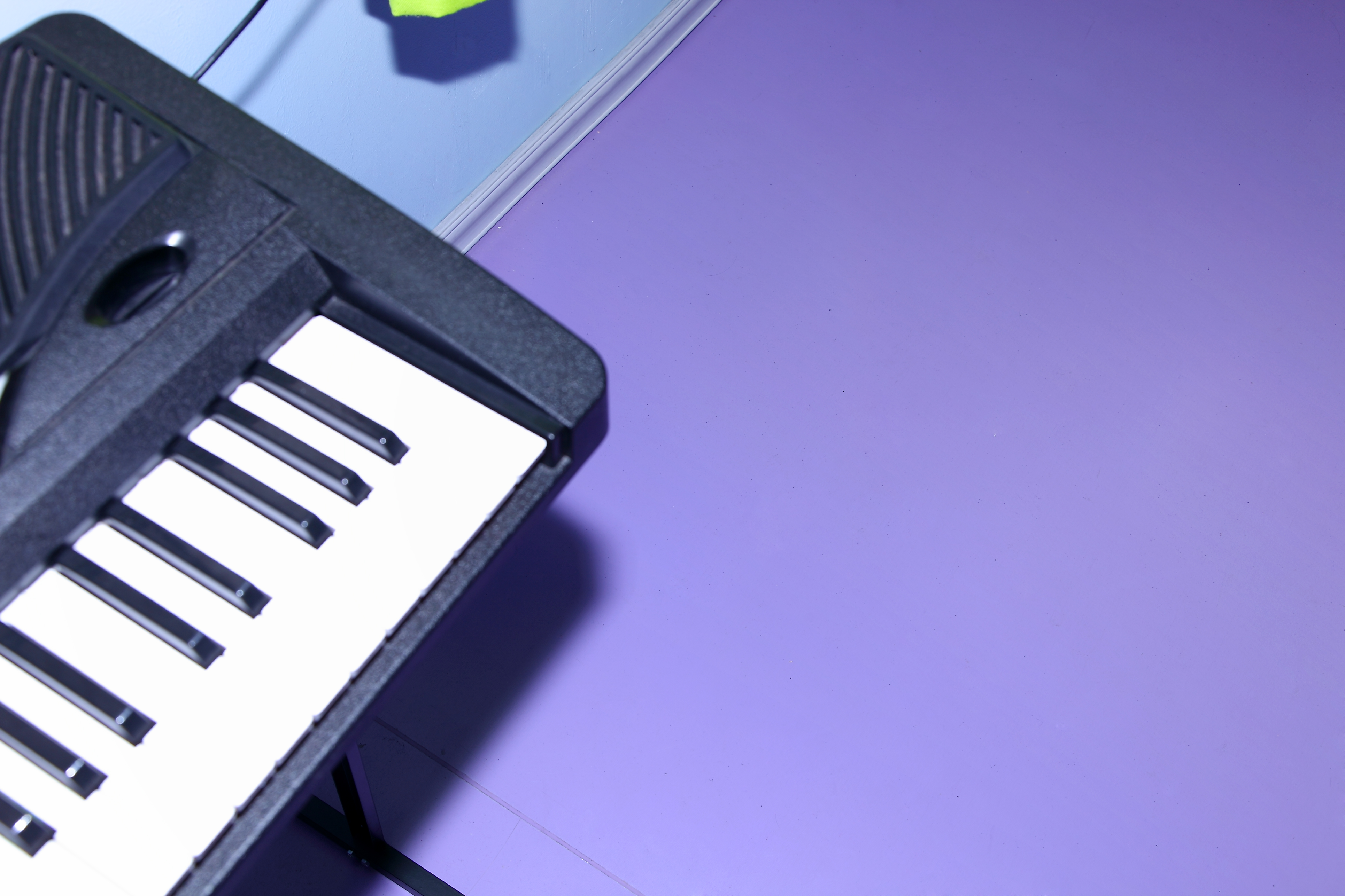 石塑地板的優(yōu)點(diǎn)有哪些？【騰方PVC地板】