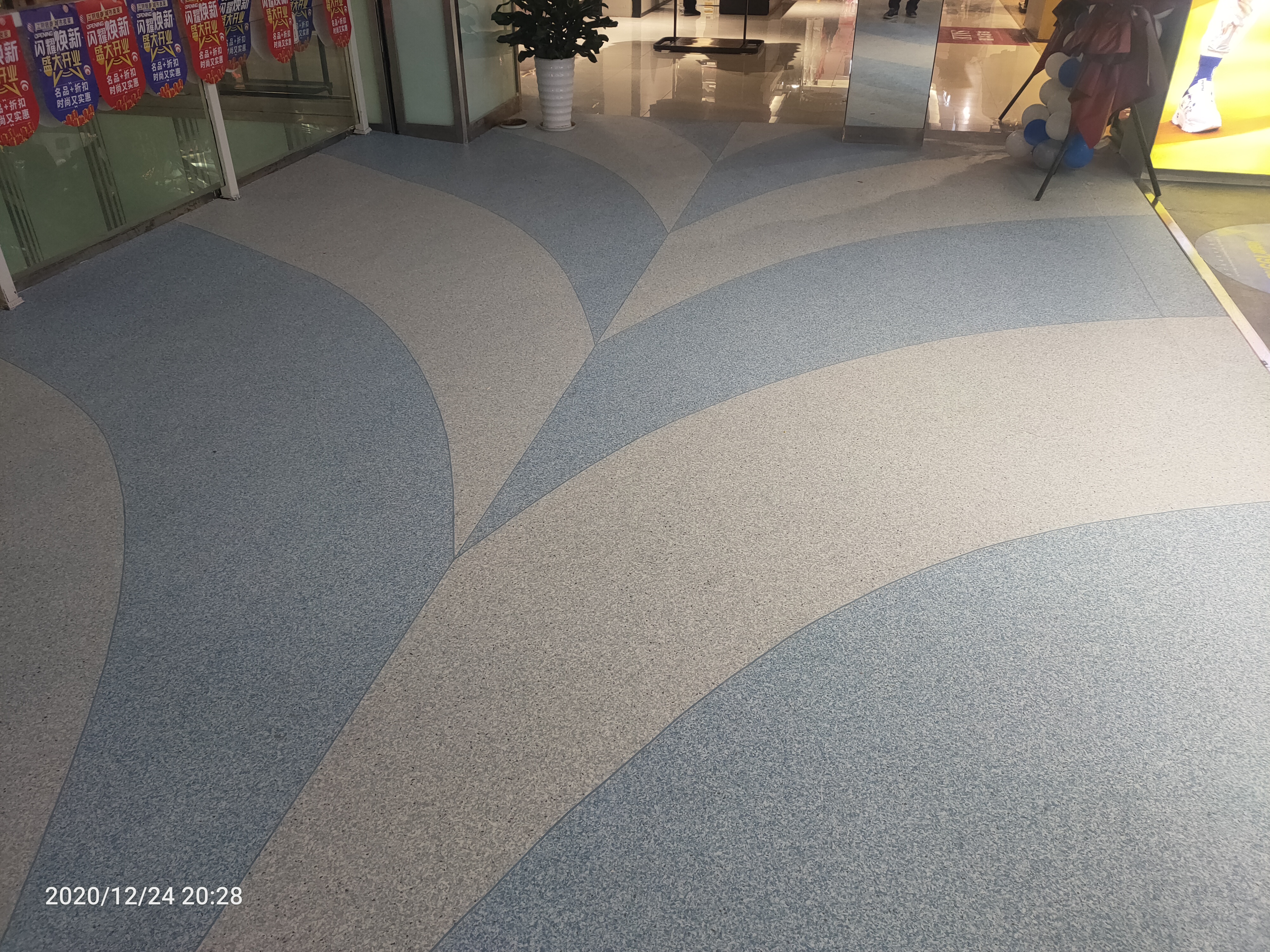 決定商用pvc地板價(jià)格的因素有哪些？【騰方PVC地板】