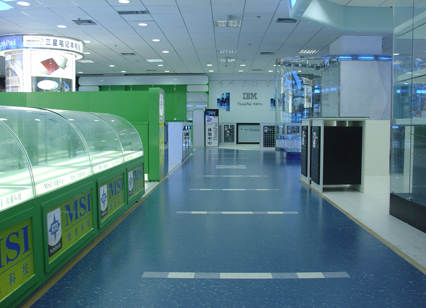 同質透心pvc塑膠卷材地板與環(huán)氧地坪的區(qū)別【騰方PVC地板】